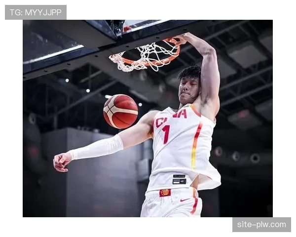 北京队曾凡博时隔80天复出砍18分 收官战50分大胜展阵容深度